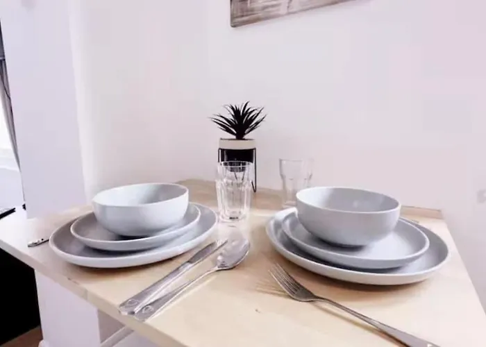 Stylish Studio In London By Prymeo, Ideal For Short Stays - Sleeps 2